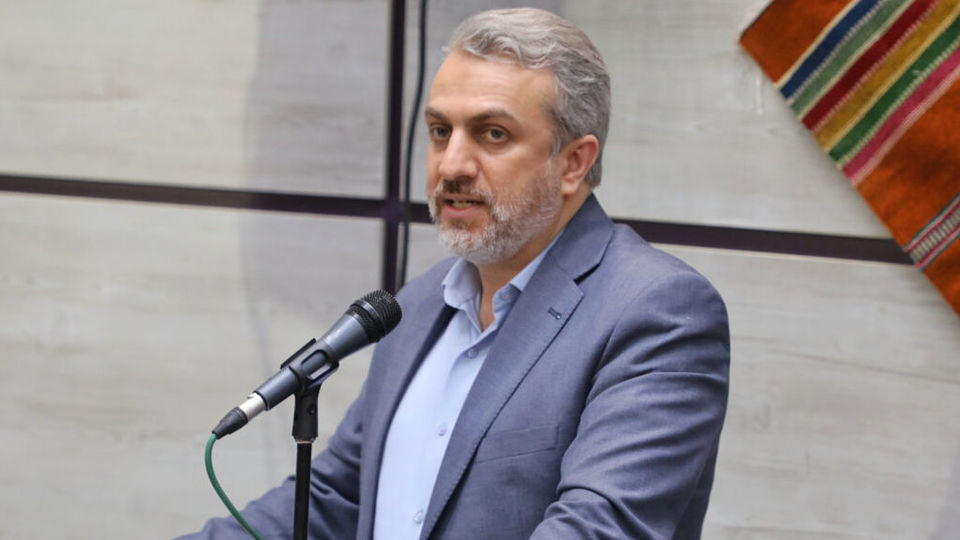فاطمی امین: برنامه تحول صنعت خودرو به زودی رونمایی می‌شود