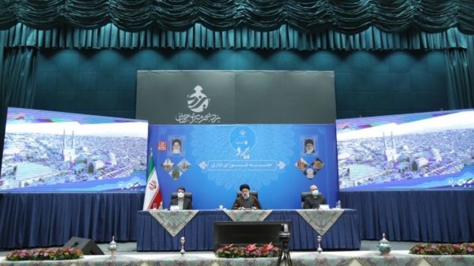 رئیس جمهور: تشکیل صندوق پیشرفت و عدالت، پشتوانه آبادانی و عمران استان‌ها خواهد بود