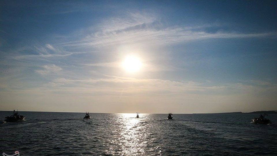 تمرین تاخت آبی تکاوران نیروی زمینی سپاه در خلیج فارس