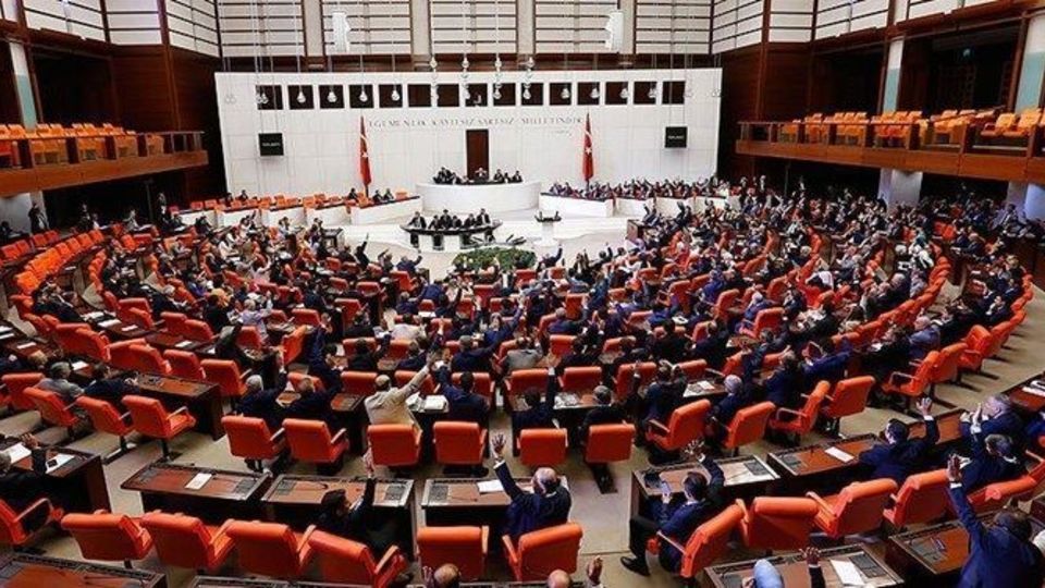 سخنان جنجالی مشاور اردوغان: در صورت حمله به ترکیه، به نقشه سوگند ملی بر می‌گردیم