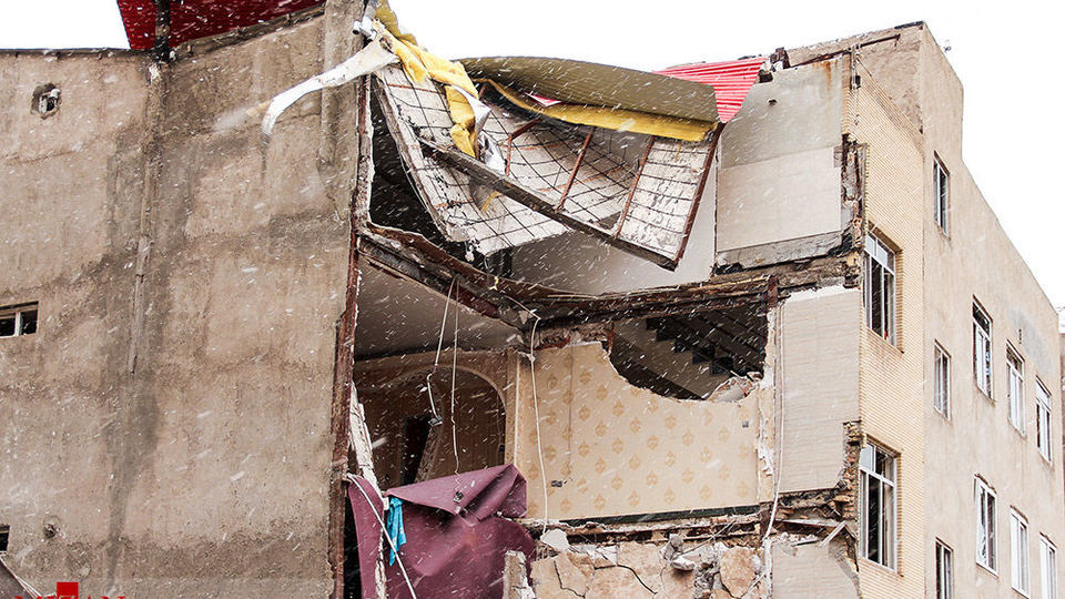 ریزش ساختمان ۴ طبقه - تبریز