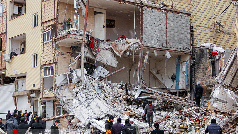 ریزش ساختمان ۴ طبقه - تبریز