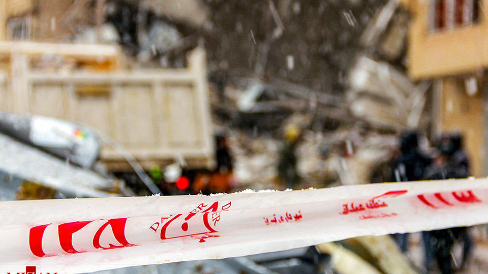 ریزش ساختمان ۴ طبقه - تبریز