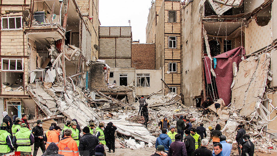 ریزش ساختمان ۴ طبقه - تبریز