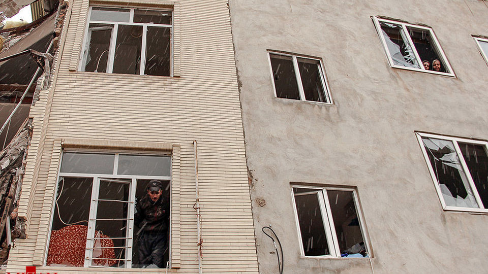 ریزش ساختمان ۴ طبقه - تبریز