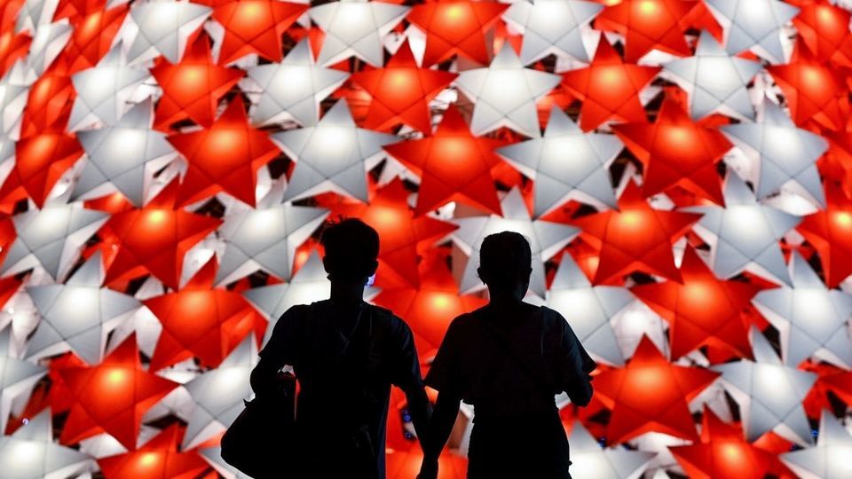 جهان در آستانه سال جدید میلادی