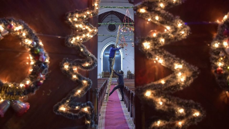 جهان در آستانه سال جدید میلادی