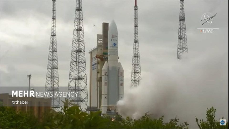 تلسکوپ فضایی جیمز وب سفر فضایی تاریخ‌سازش را آغاز کرد