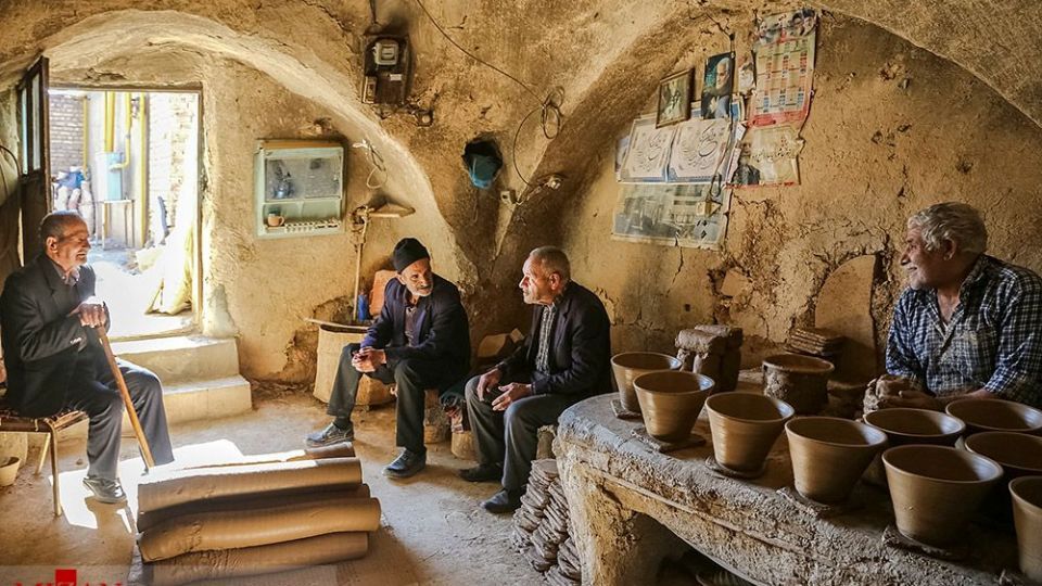 لالجین همدان شهر جهانی سفال