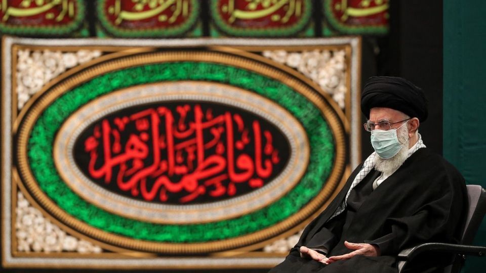 اولین شب عزاداری شهادت حضرت زهرا (س) - حسینیه امام خمینی