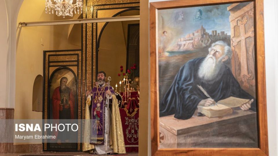 مراسم غسل تعمید در کلیسای مریم مقدس تبریز