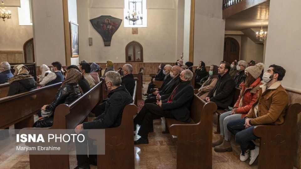 مراسم غسل تعمید در کلیسای مریم مقدس تبریز