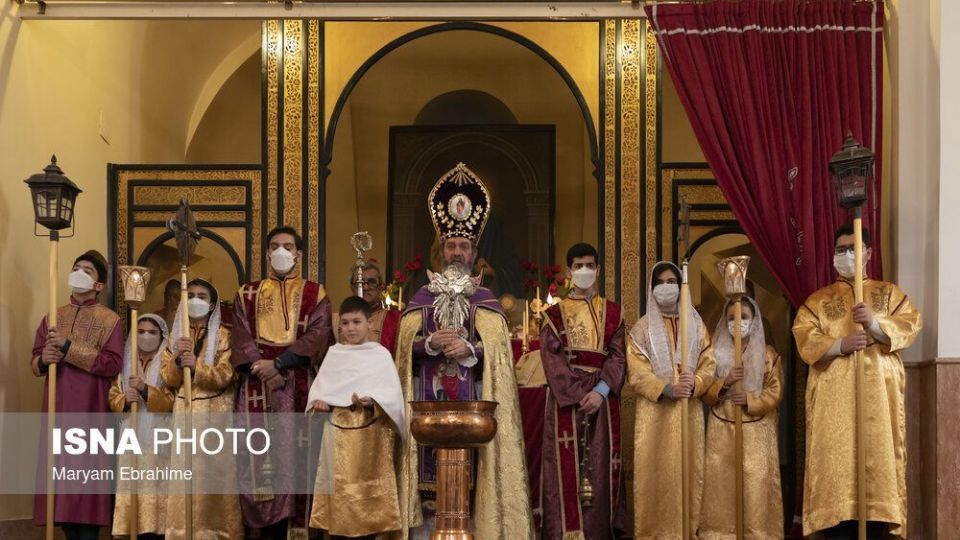 مراسم غسل تعمید در کلیسای مریم مقدس تبریز