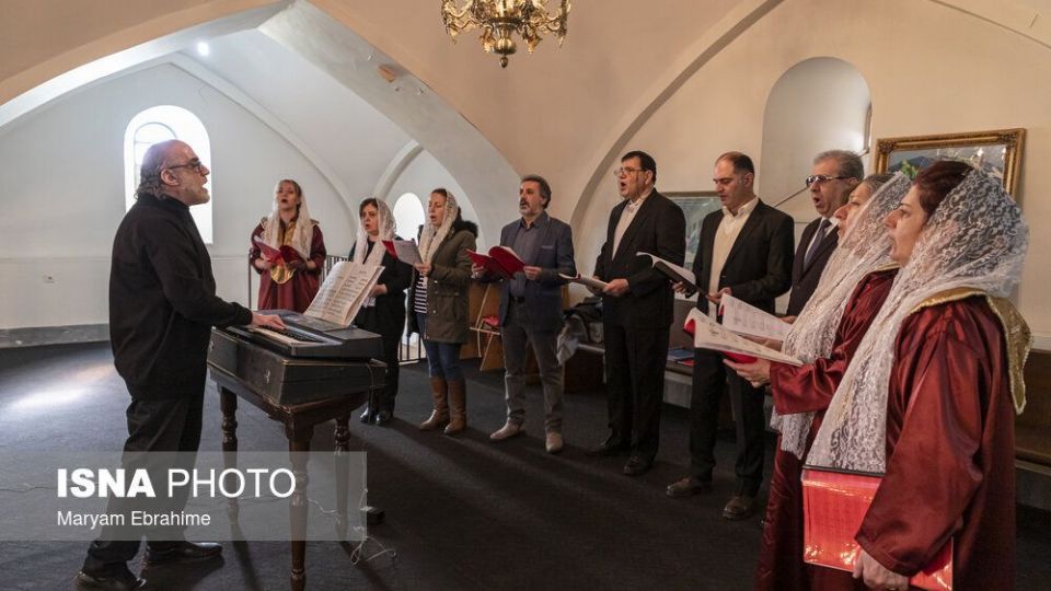 مراسم غسل تعمید در کلیسای مریم مقدس تبریز