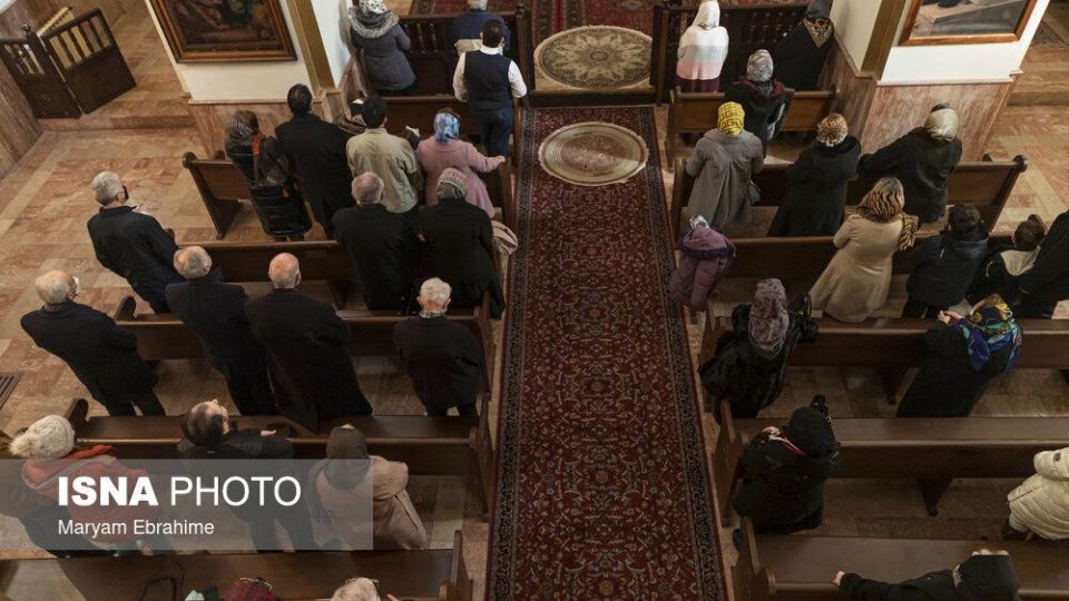 مراسم غسل تعمید در کلیسای مریم مقدس تبریز