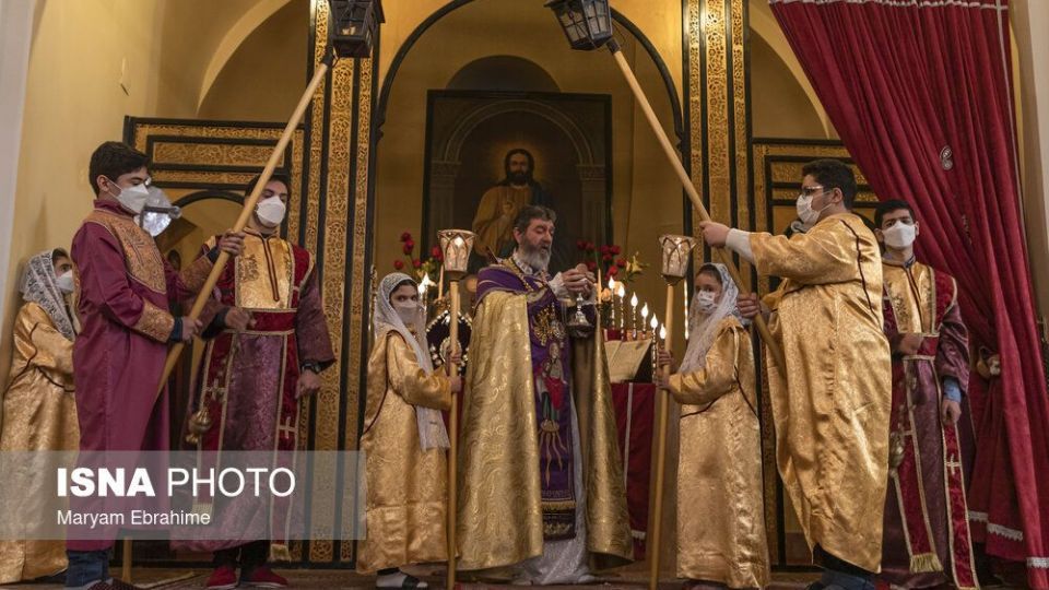 مراسم غسل تعمید در کلیسای مریم مقدس تبریز