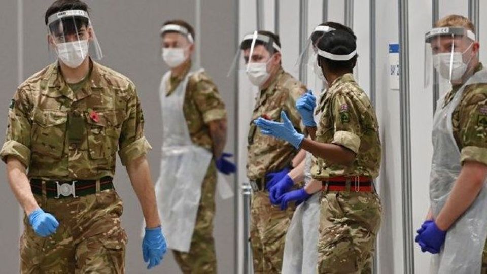 کرونا ارتش انگلیس را به خط کرد