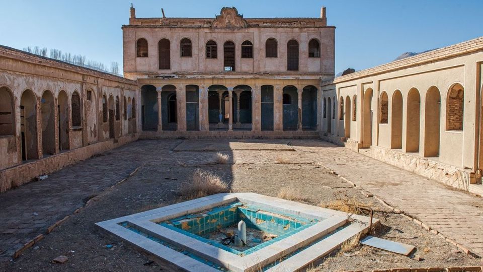 قلعه قمیشلو، گنجینه رو به ویرانی