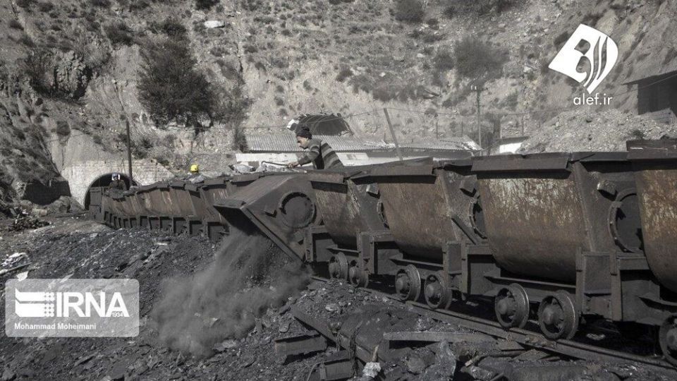کارگران معادن زغال سنگ در شمال ایران