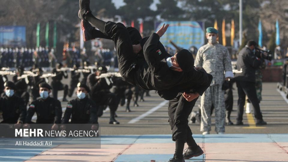 آیین اختتامیه هفتمین دوره رزم مقدماتی مشترک ارتش