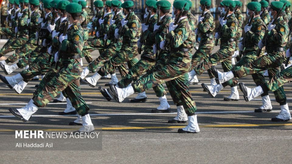 آیین اختتامیه هفتمین دوره رزم مقدماتی مشترک ارتش