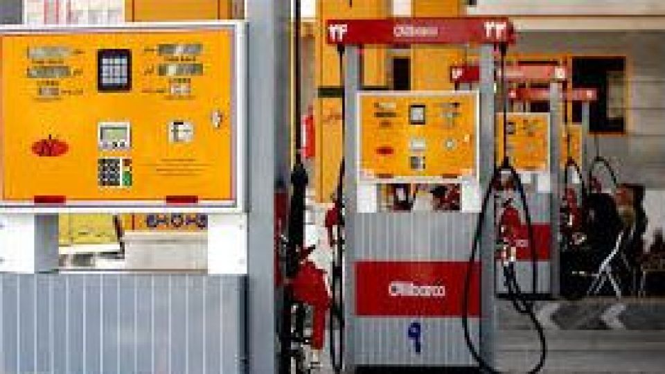 تجهیزات پمپ بنزین‌ها هر چند سال یک‌بار به‌روز رسانی می‌شود