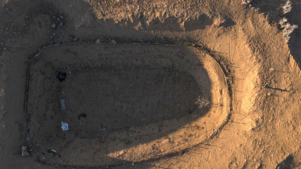 آب در دل کویر تکان خورد