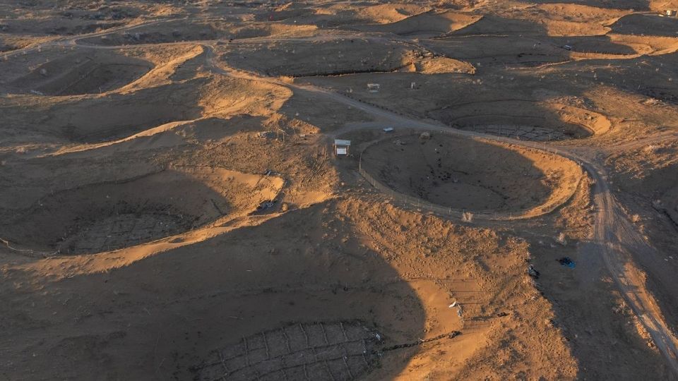 آب در دل کویر تکان خورد