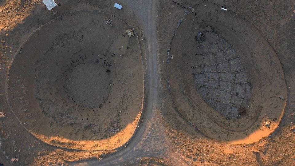 آب در دل کویر تکان خورد