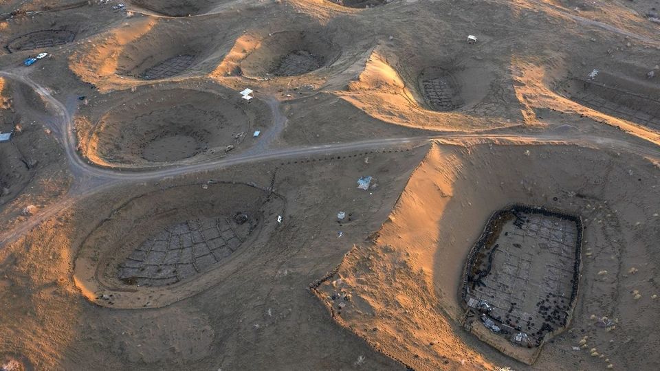 آب در دل کویر تکان خورد