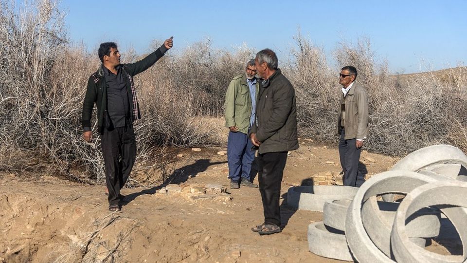 آب در دل کویر تکان خورد