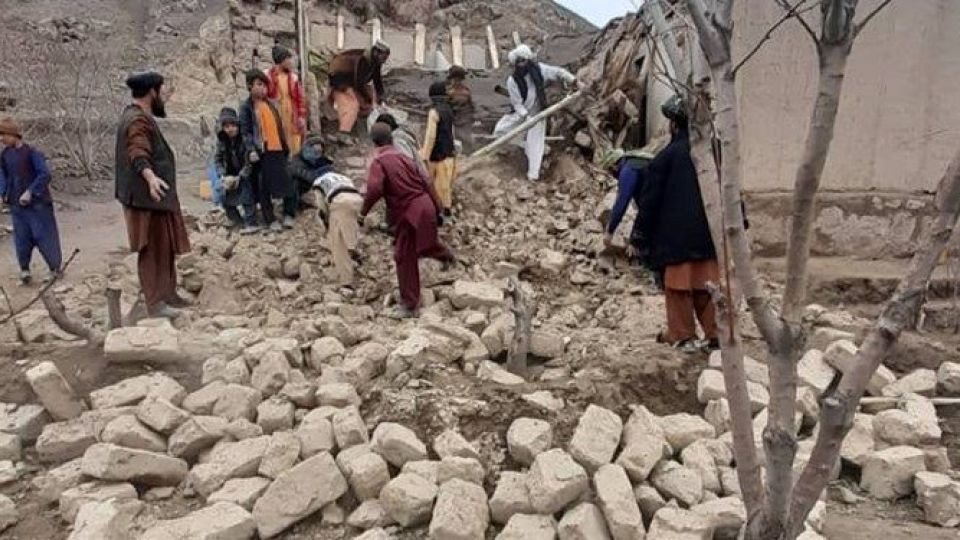 زمین لرزه در بادغیس افغانستان ۱۲ کشته برجای گذاشت