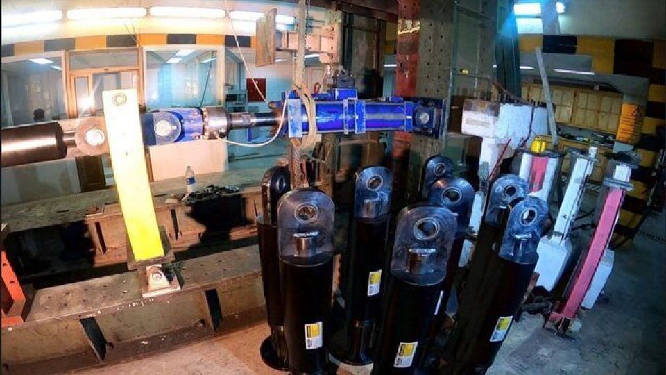 دستگاه ارتقادهنده تاب‌آوری لرزه‌ای ساختمان‌ها بومی‌سازی شد