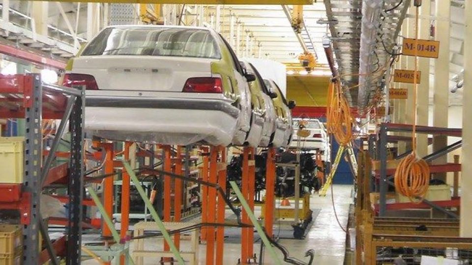 جزئیات برنامه ۴ساله وزیر صنعت برای خودروسازی/  خودروسازان هفته آینده به کمیسیون صنایع مجلس می روند
