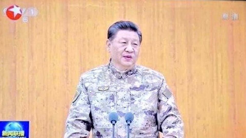 رئیس‌جمهوری چین در لباس نظامی به آمریکا درباره تایوان هشدار داد