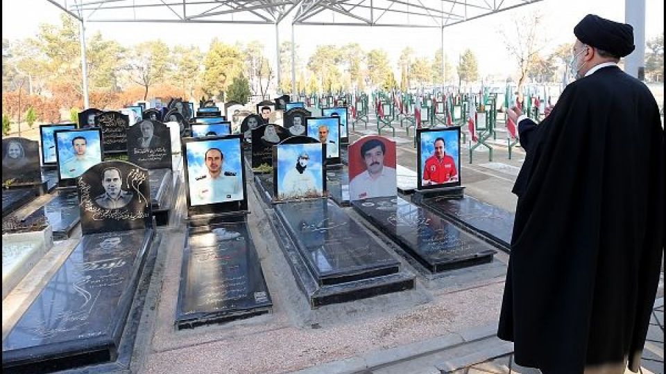 رئیس جمهور در مزار شهدای بهشت زهرا