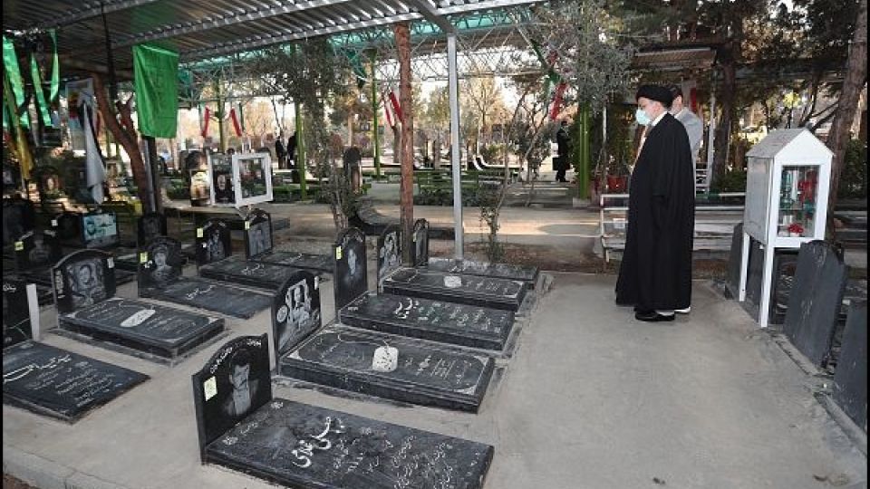 رئیس جمهور در مزار شهدای بهشت زهرا
