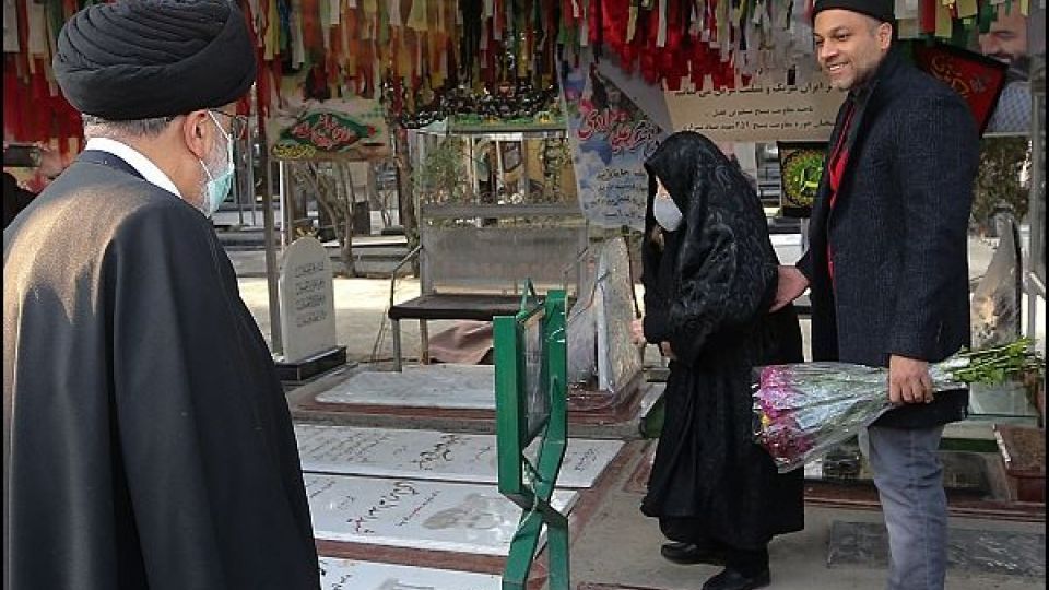 رئیس جمهور در مزار شهدای بهشت زهرا