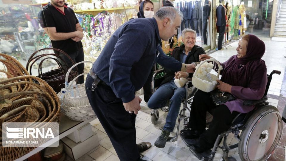 ازدواج «فرهاد» و «عزیزه» در آسایشگاه کهریزک