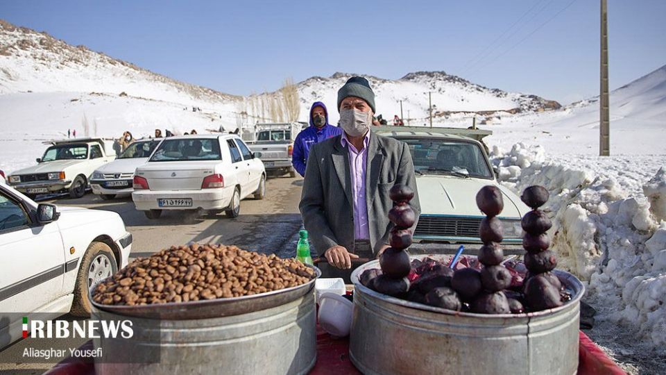 تفریحات زمستانی مردم در پیست اسکی اراک