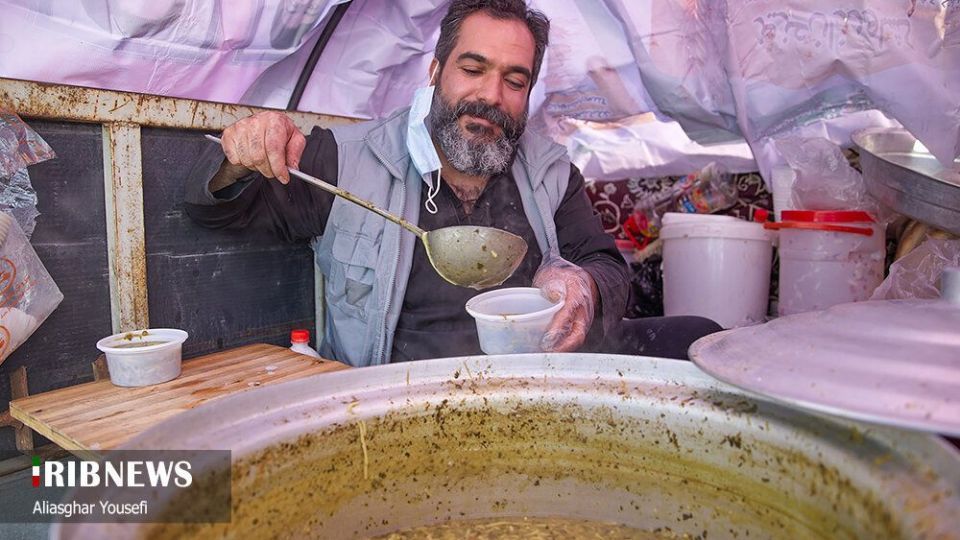 تفریحات زمستانی مردم در پیست اسکی اراک