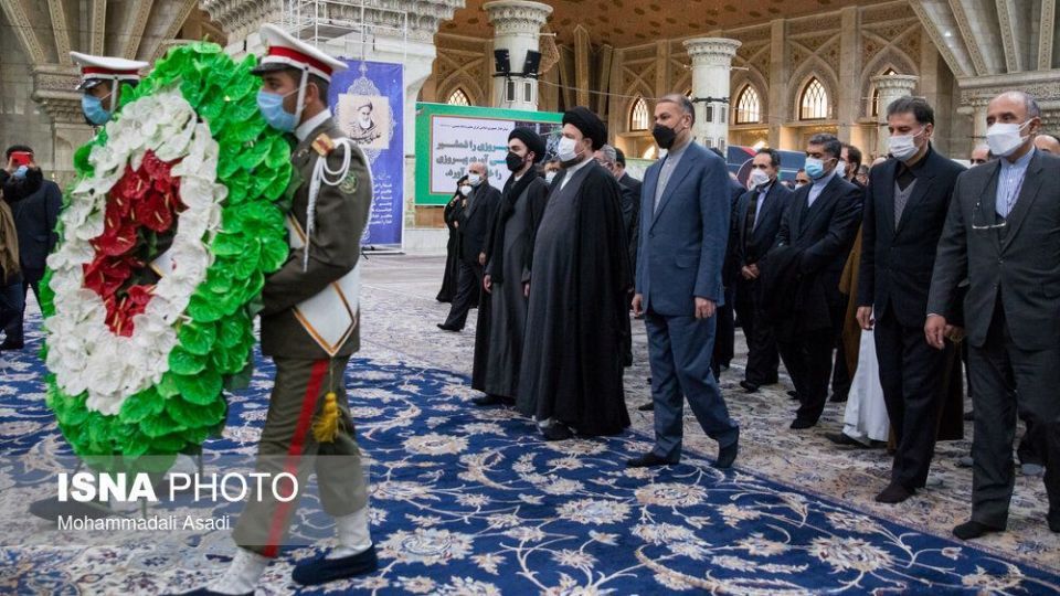 تجدید میثاق وزیر و کارکنان وزارت امور خارجه با آرمان‌های امام راحل