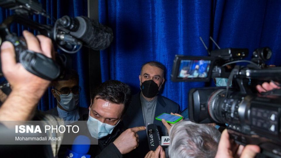 تجدید میثاق وزیر و کارکنان وزارت امور خارجه با آرمان‌های امام راحل