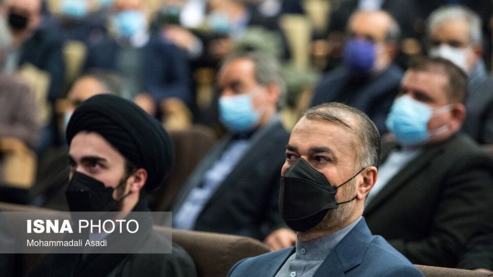 تجدید میثاق وزیر و کارکنان وزارت امور خارجه با آرمان‌های امام راحل