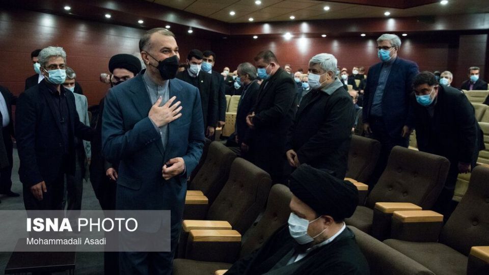 تجدید میثاق وزیر و کارکنان وزارت امور خارجه با آرمان‌های امام راحل