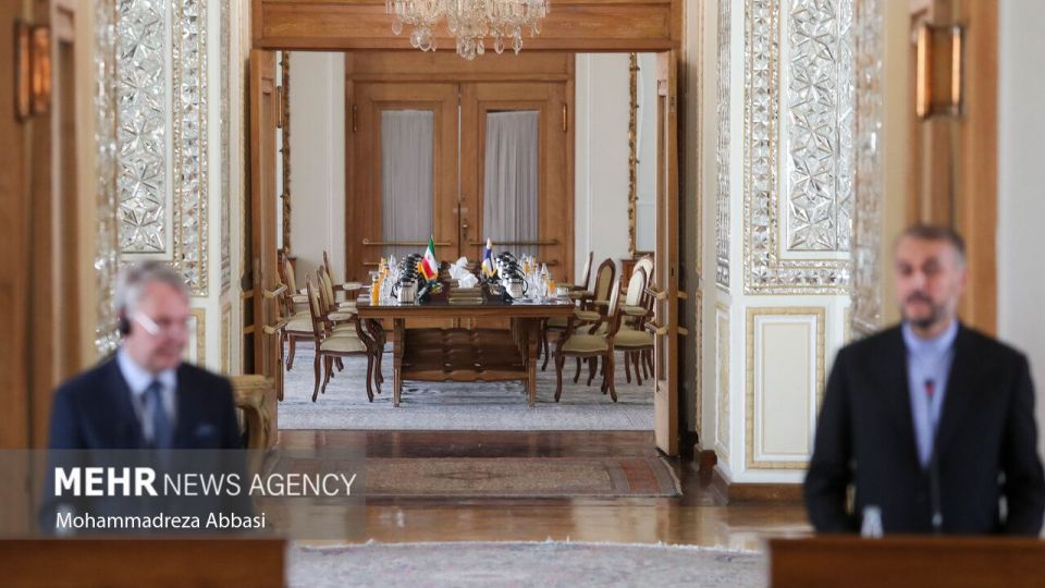 دیدار وزرای خارجه فندلاند و ایران