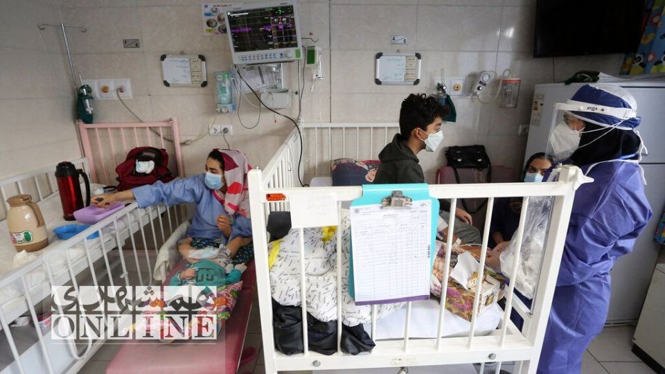 در جست و جوی تخت خالی برای فرزند بیمار | اورژانس شلوغ بیمارستان کودکان مفید