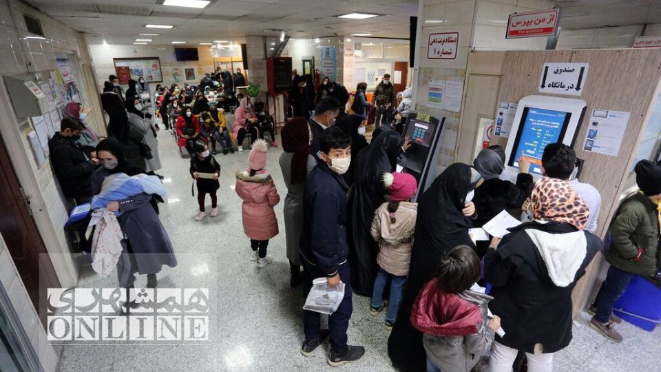 در جست و جوی تخت خالی برای فرزند بیمار | اورژانس شلوغ بیمارستان کودکان مفید