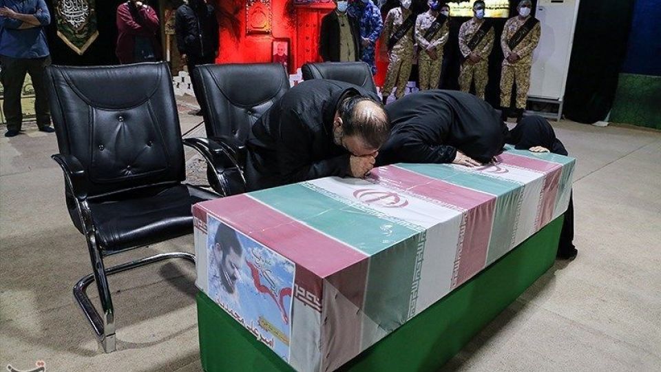 مراسم وداع با پیکر شهید مدافع حرم امیرعلی محمدیان