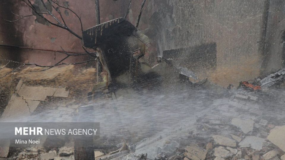 تصاویر محل سقوط یک فروند جنگنده در تبریز